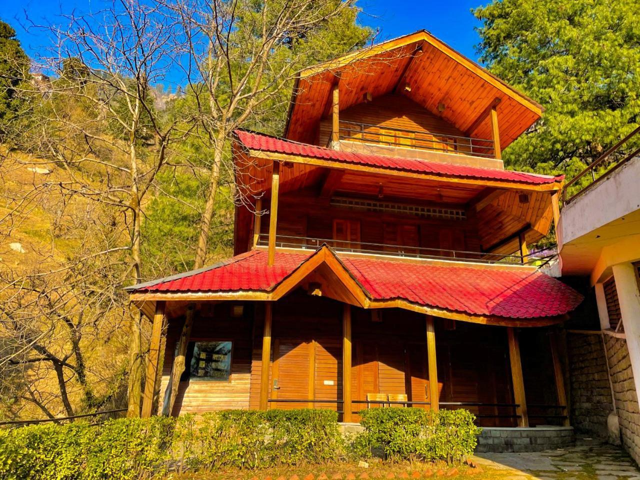 Manuallaya The Resort & Spa Manāli Екстериор снимка